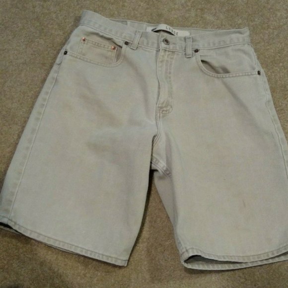 Arizona Jean Company Other - ARIZONA JEAN Loose Fit Light Tan Shorts 32 Men's